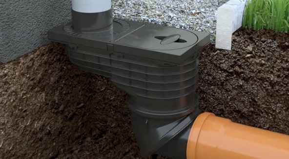 Racord burlan la sistem drenaj pluvial