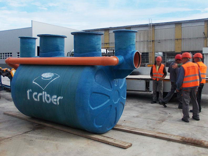 Separator hidrocarburi industrial